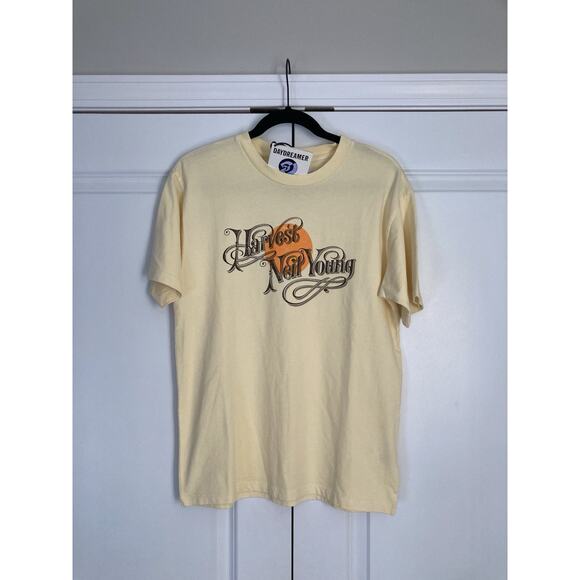 Daydreamer Los Angeles Neil Young Harvest Weekend T-shirt Small Yellow Festival - Picture 1 of 7